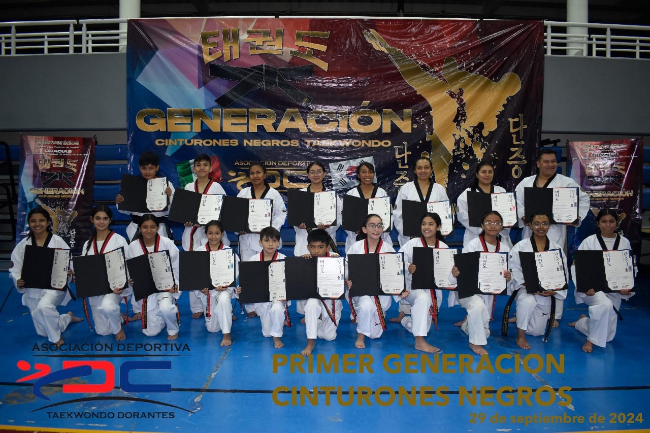 Primera Generación Cinta Negra foto principal